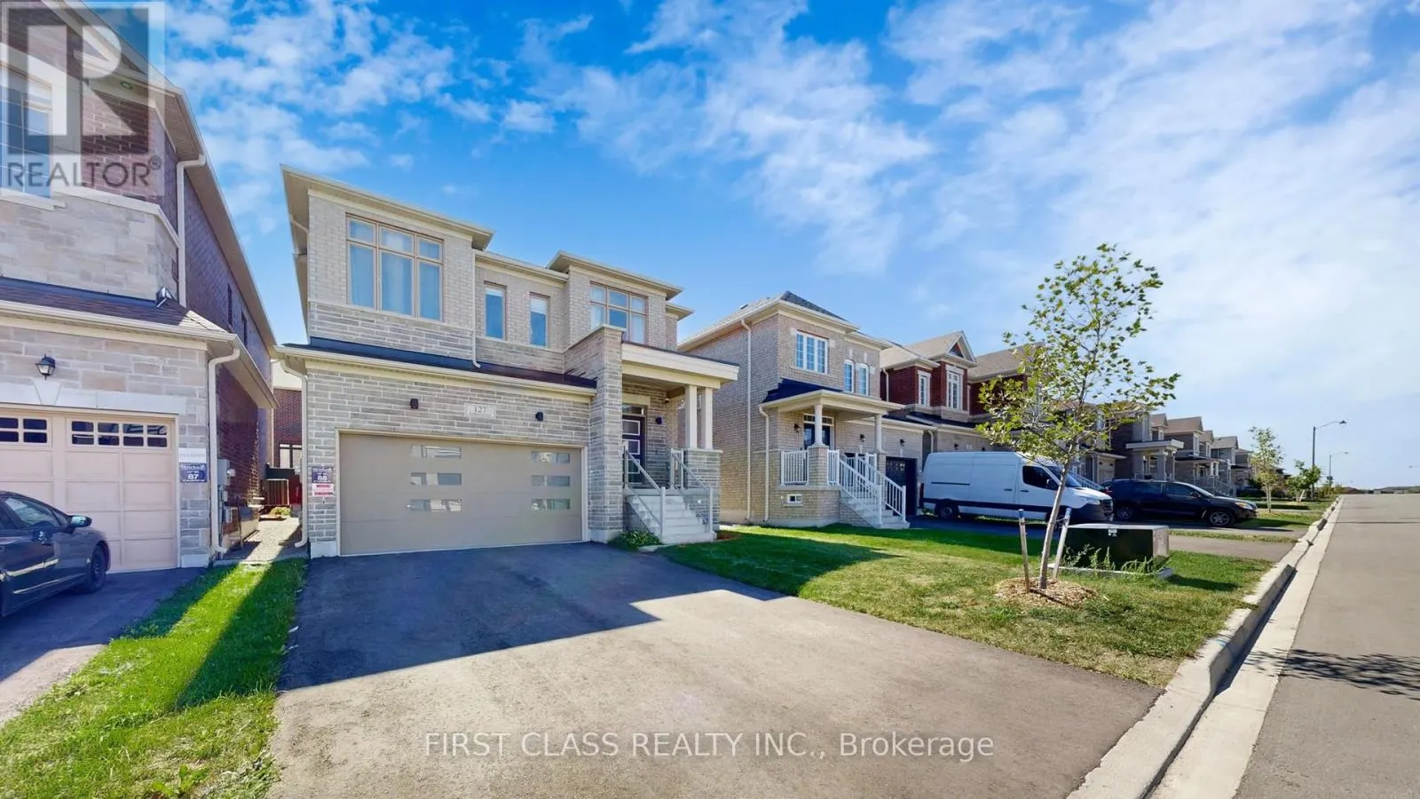 127 FALLHARVEST WAY