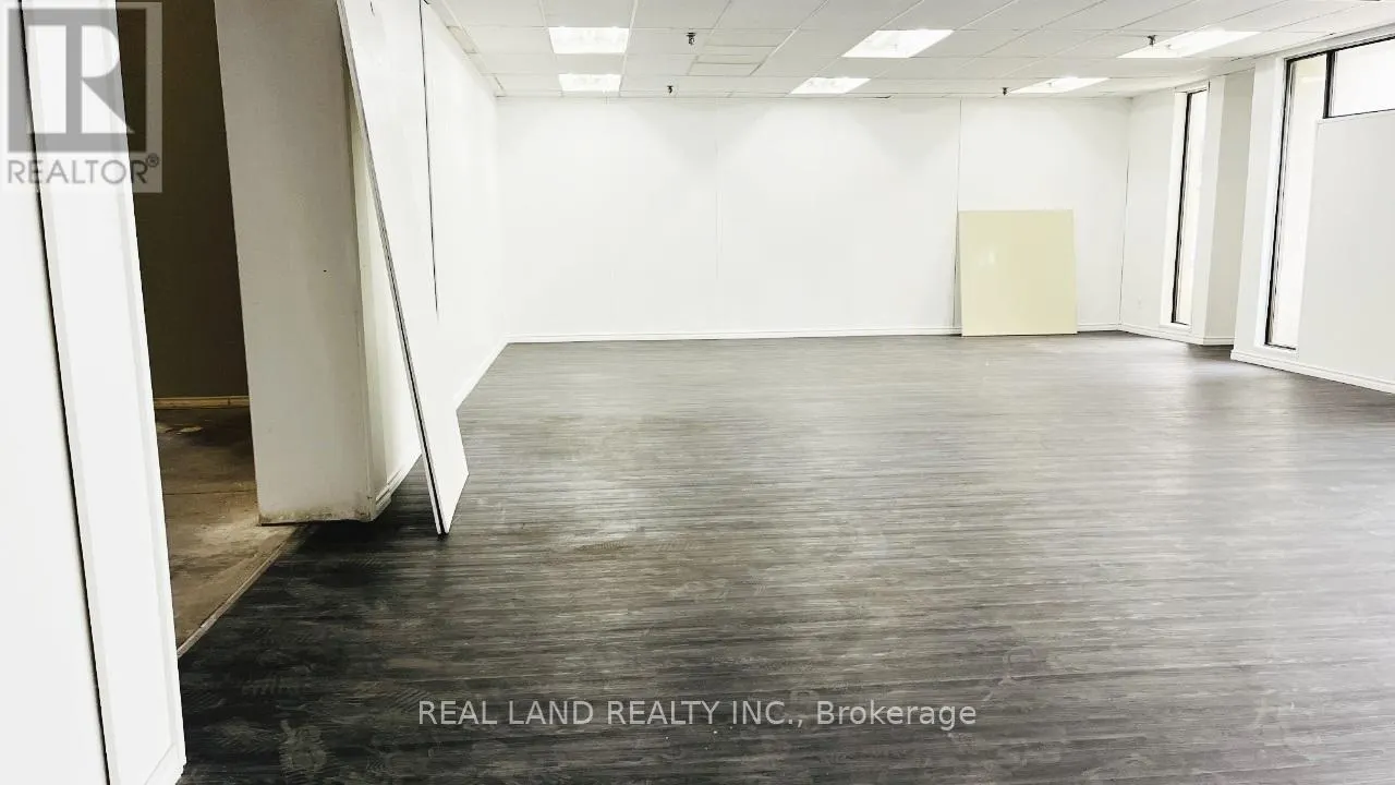 UNIT 2 - 455 STEELCASE ROAD E