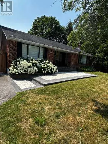 1739 MOUNT ALBERT ROAD