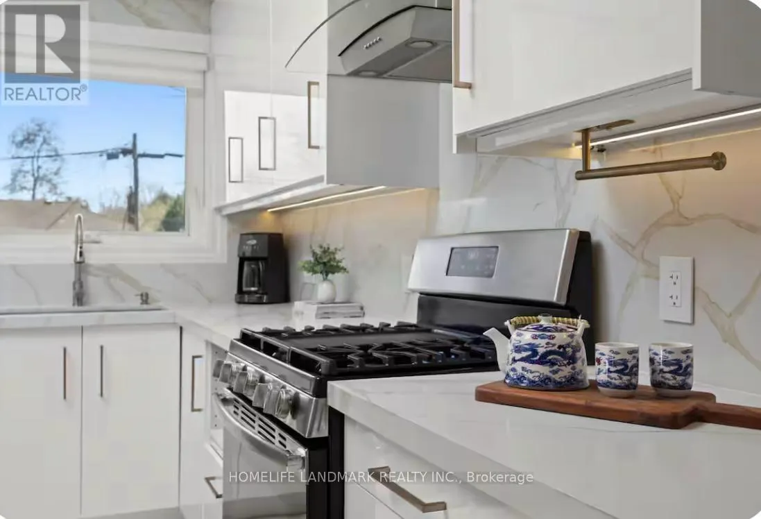 1739 MOUNT ALBERT ROAD