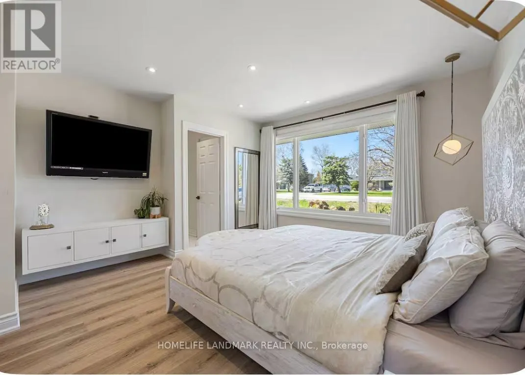 1739 MOUNT ALBERT ROAD