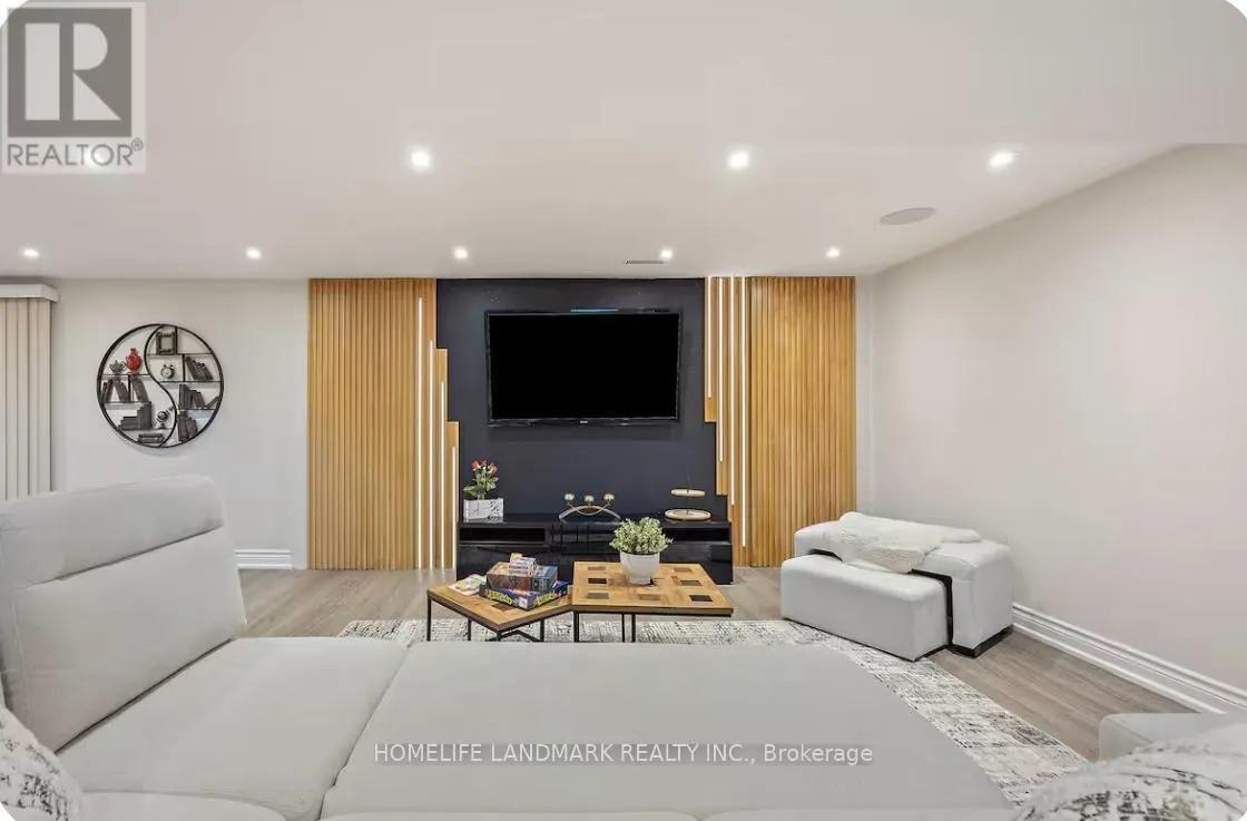 1739 MOUNT ALBERT ROAD