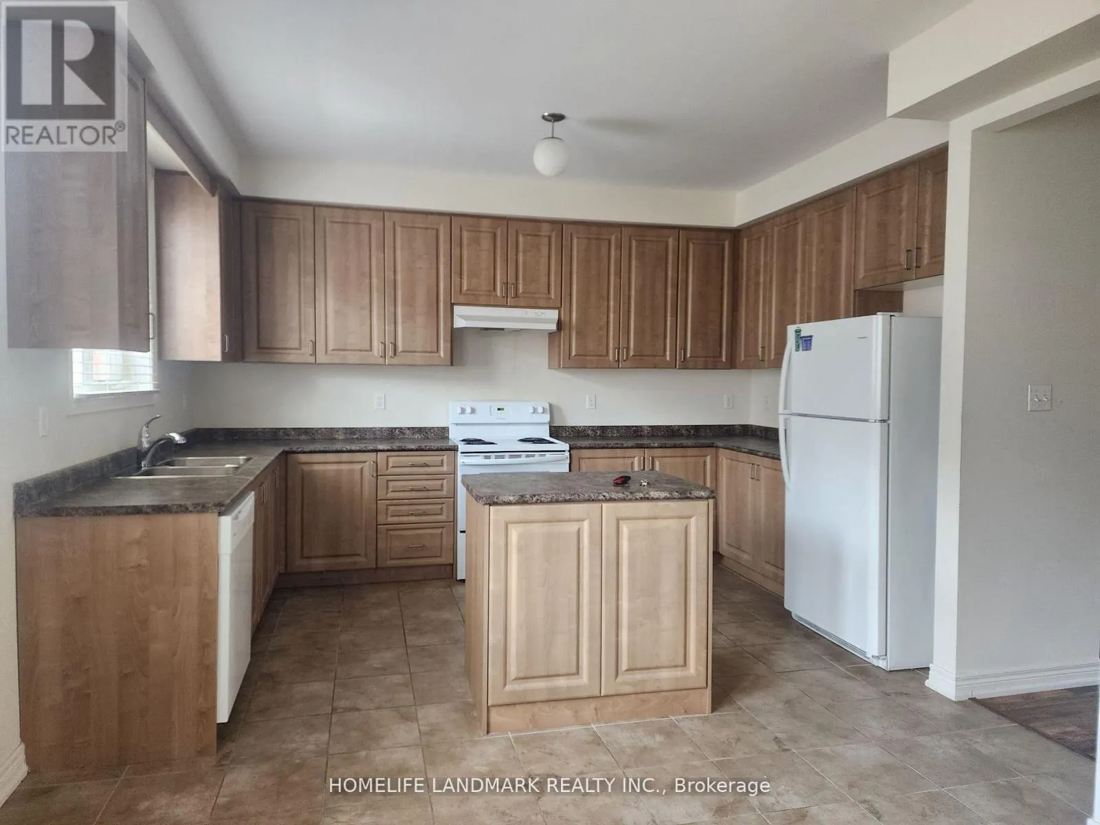 79 ROY GROVE WAY
