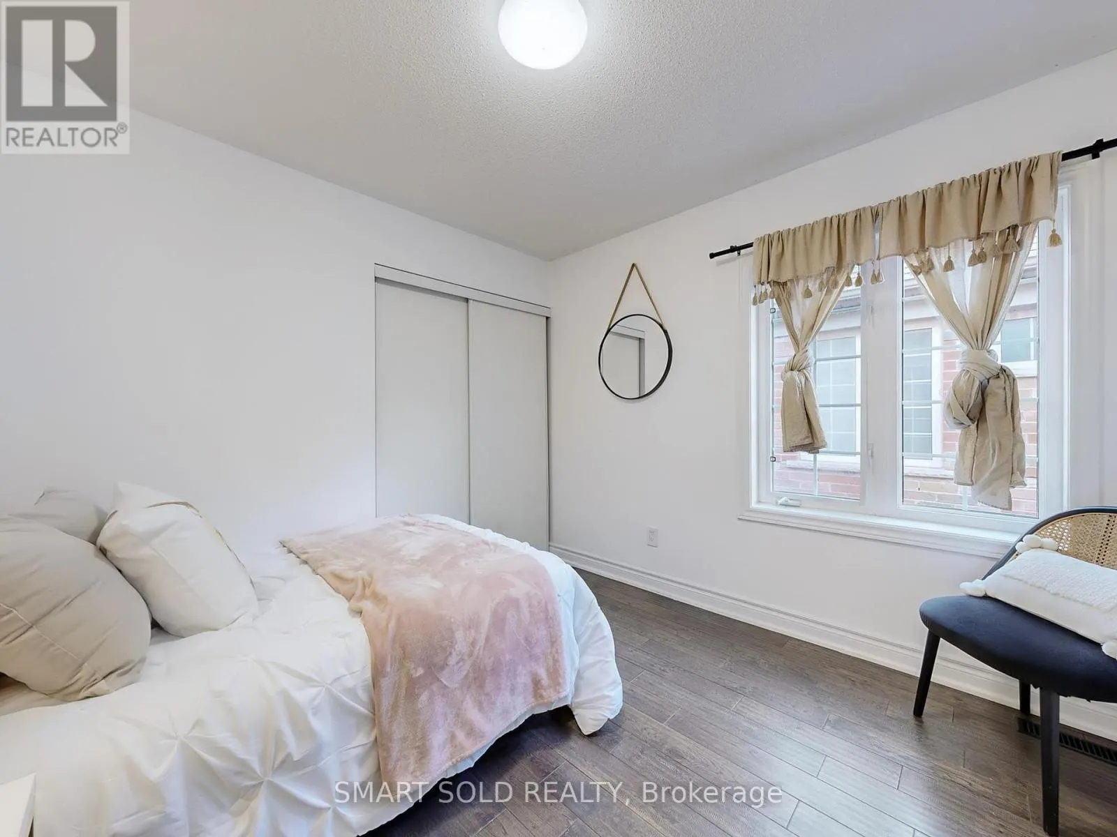 30 CRISPIN COURT