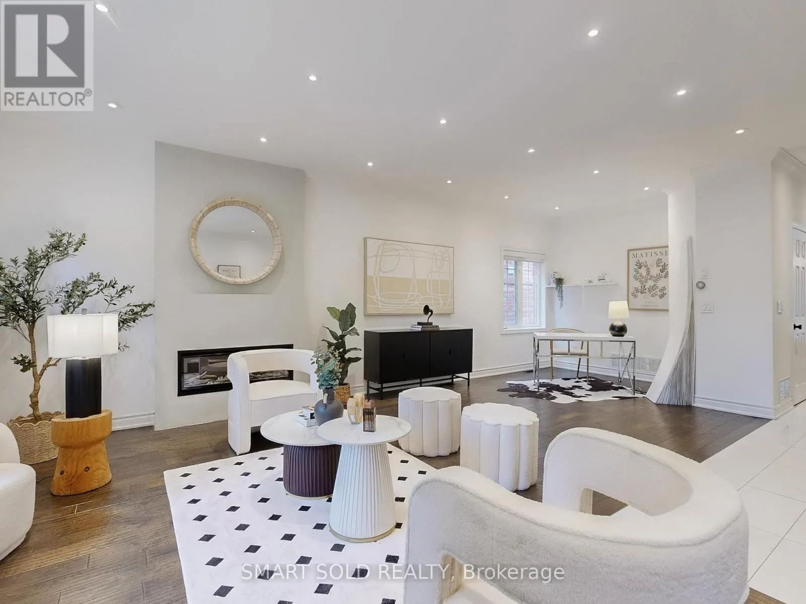 30 CRISPIN COURT