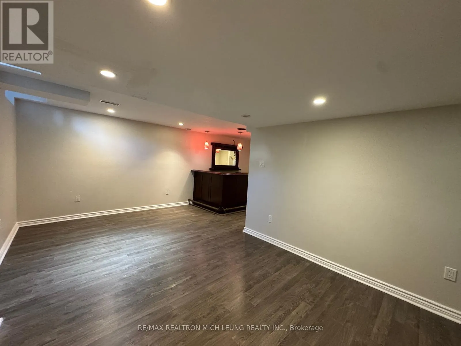 138 DENISE CIRCLE