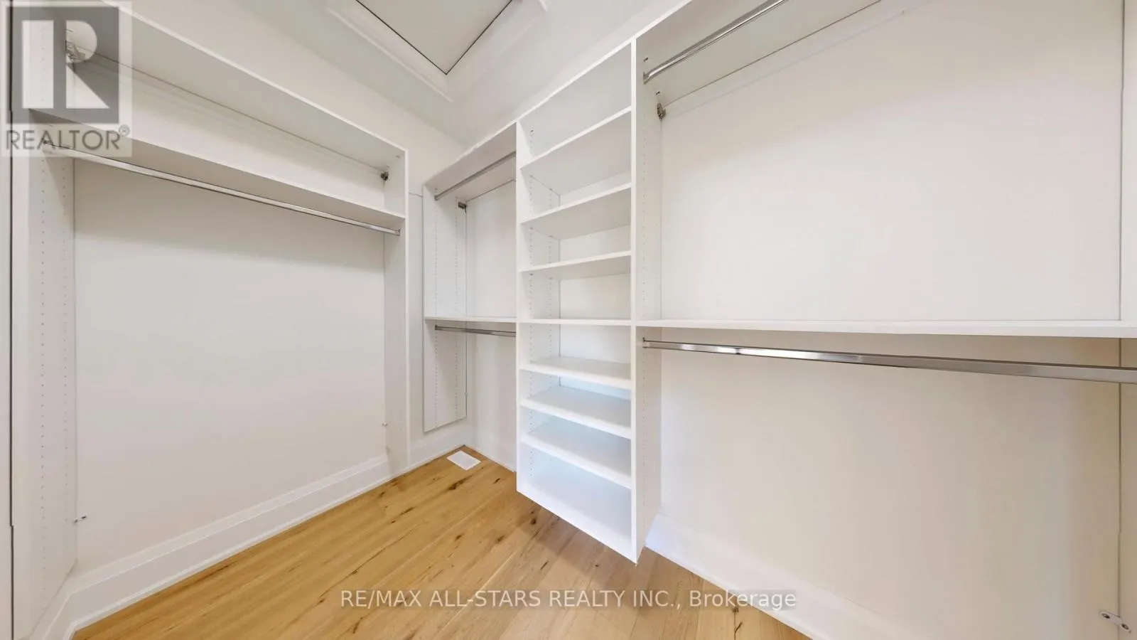 50 THIRD AVENUE S