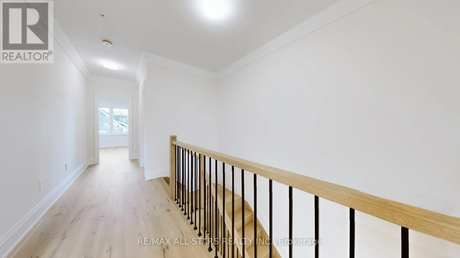 48 THIRD AVENUE S