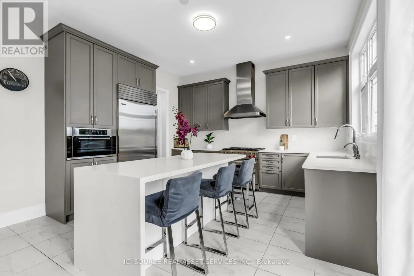 79 MENOTTI DRIVE