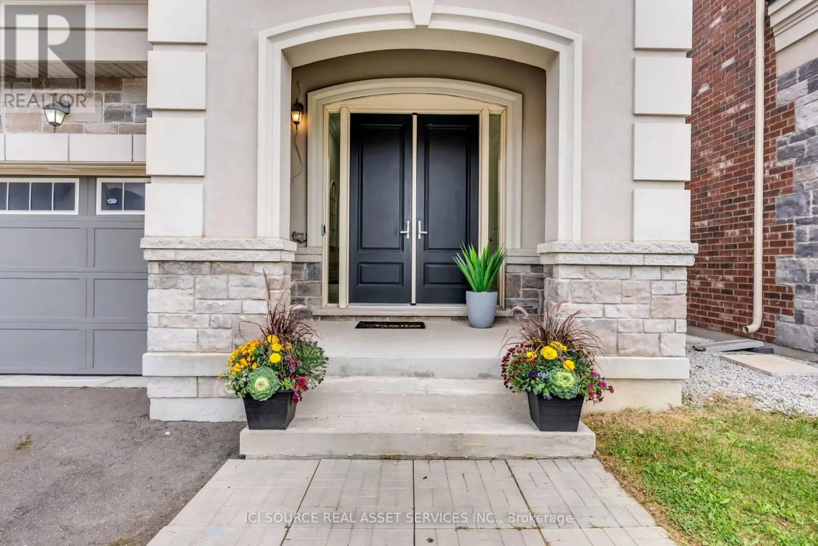 79 MENOTTI DRIVE