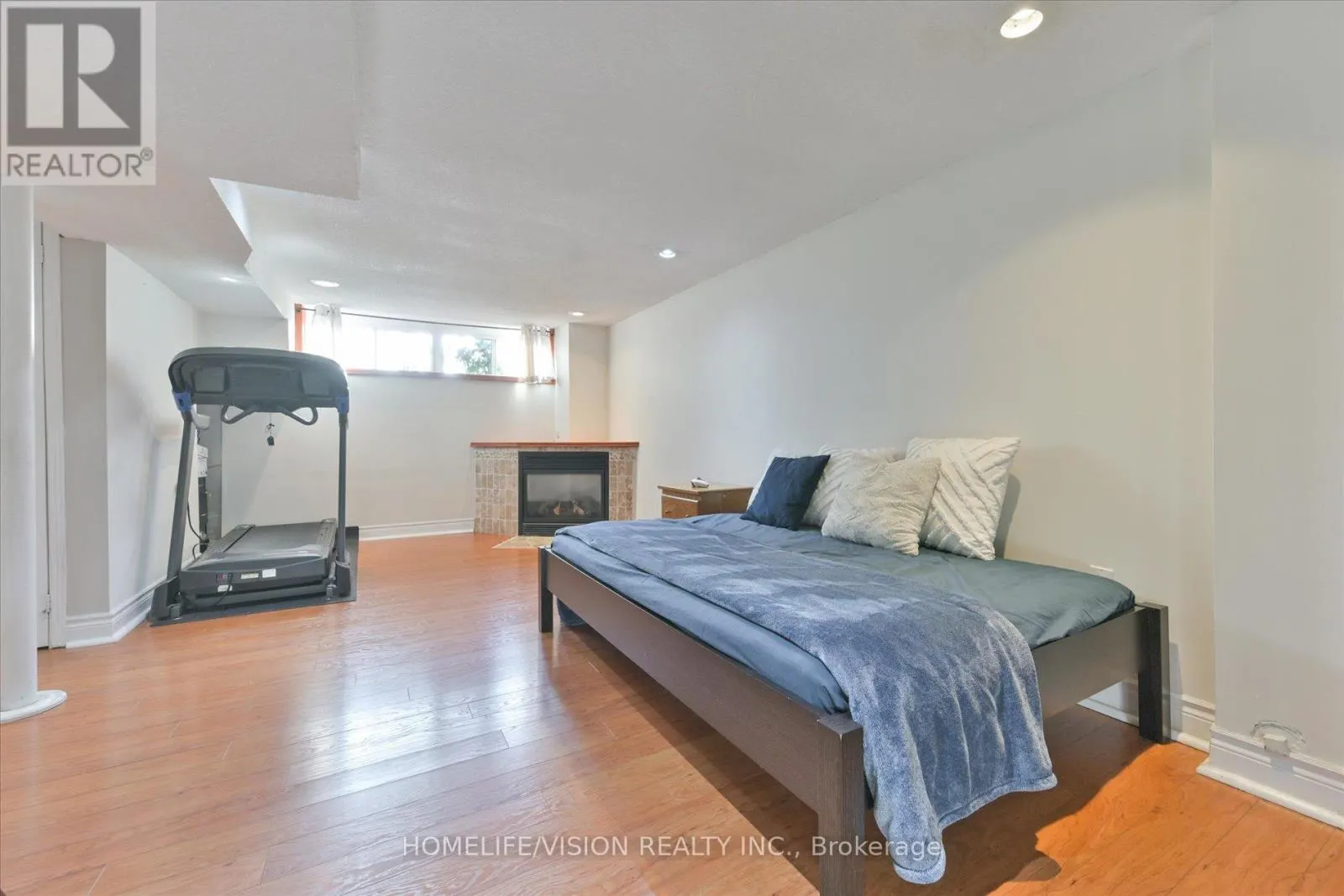 255 CEDAR AVENUE