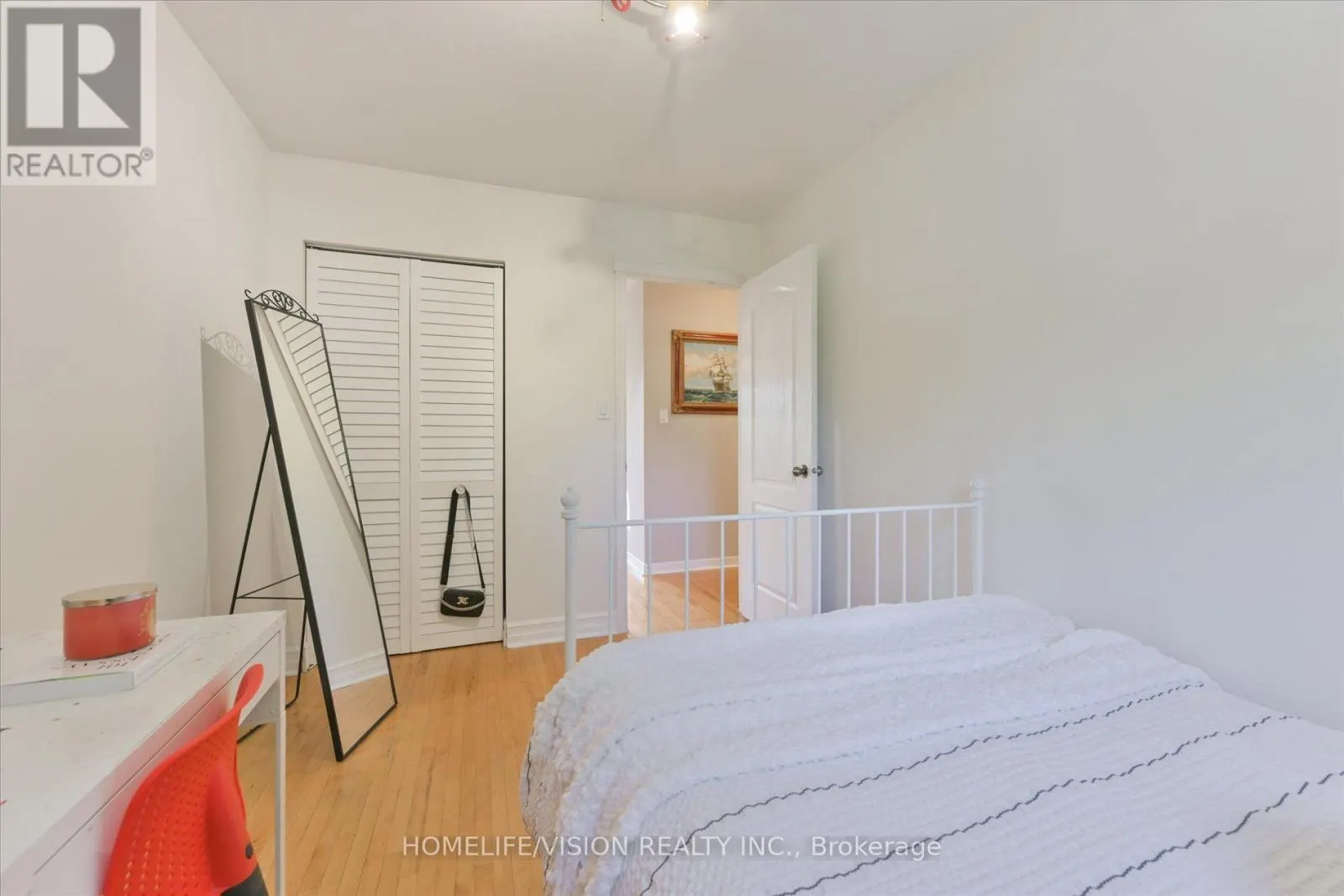 255 CEDAR AVENUE