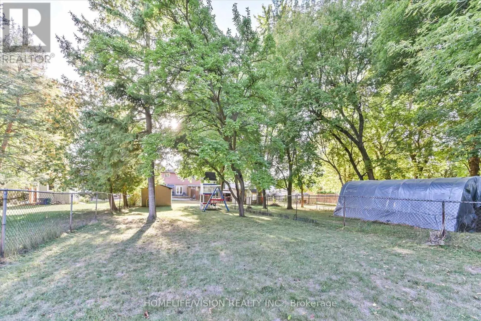 255 CEDAR AVENUE