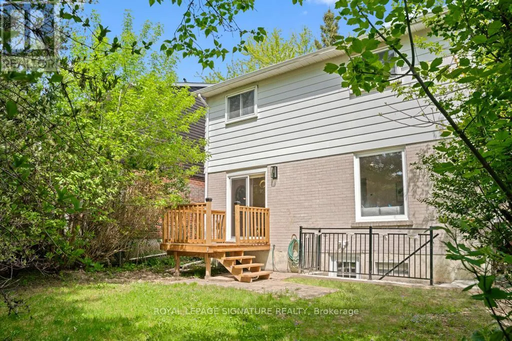 227 THOMS CRESCENT
