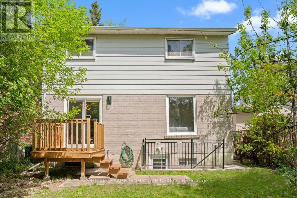 227 THOMS CRESCENT