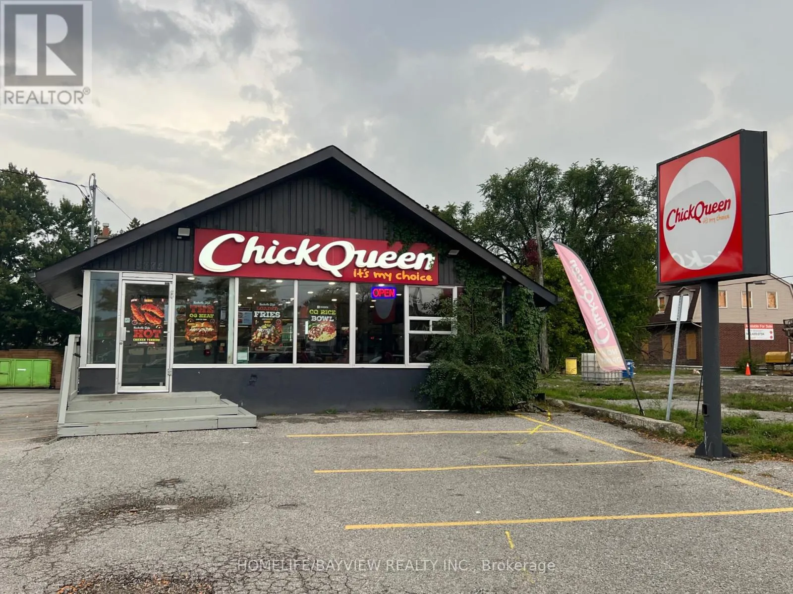 5775 HIGHWAY 7 E