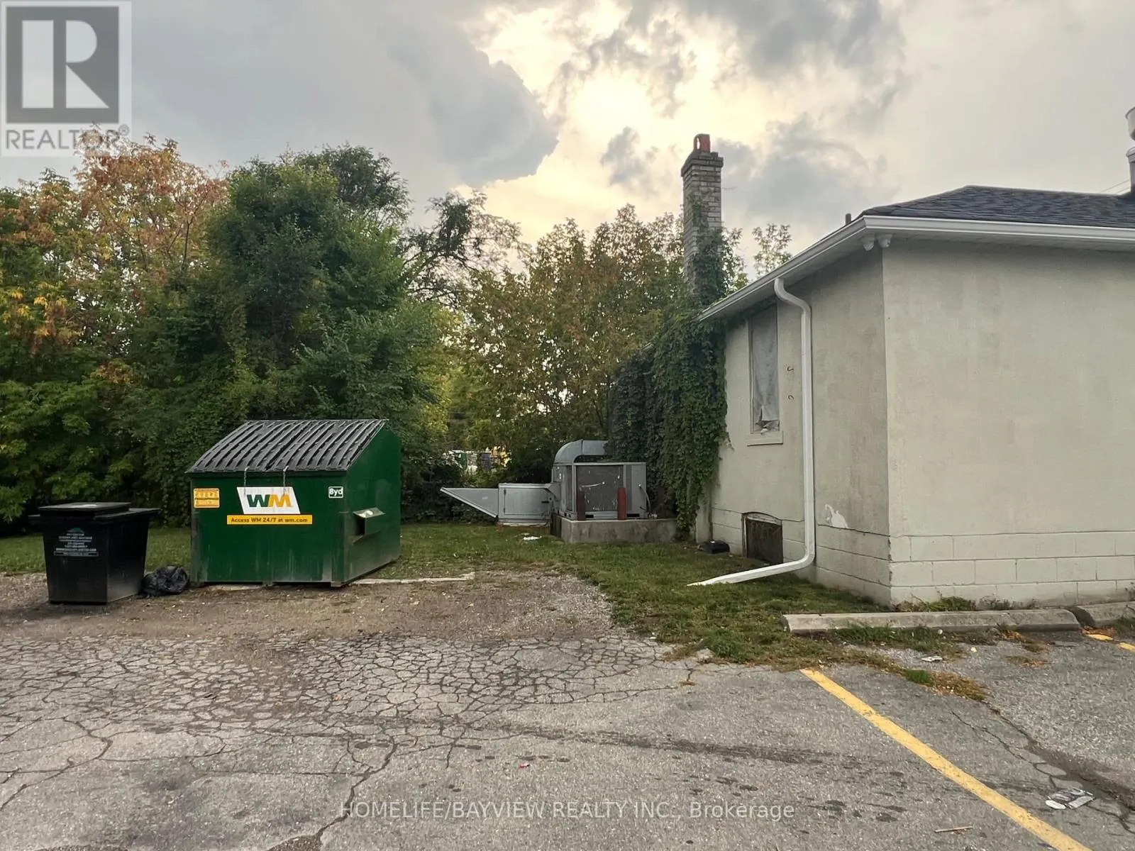 5775 HIGHWAY 7 E