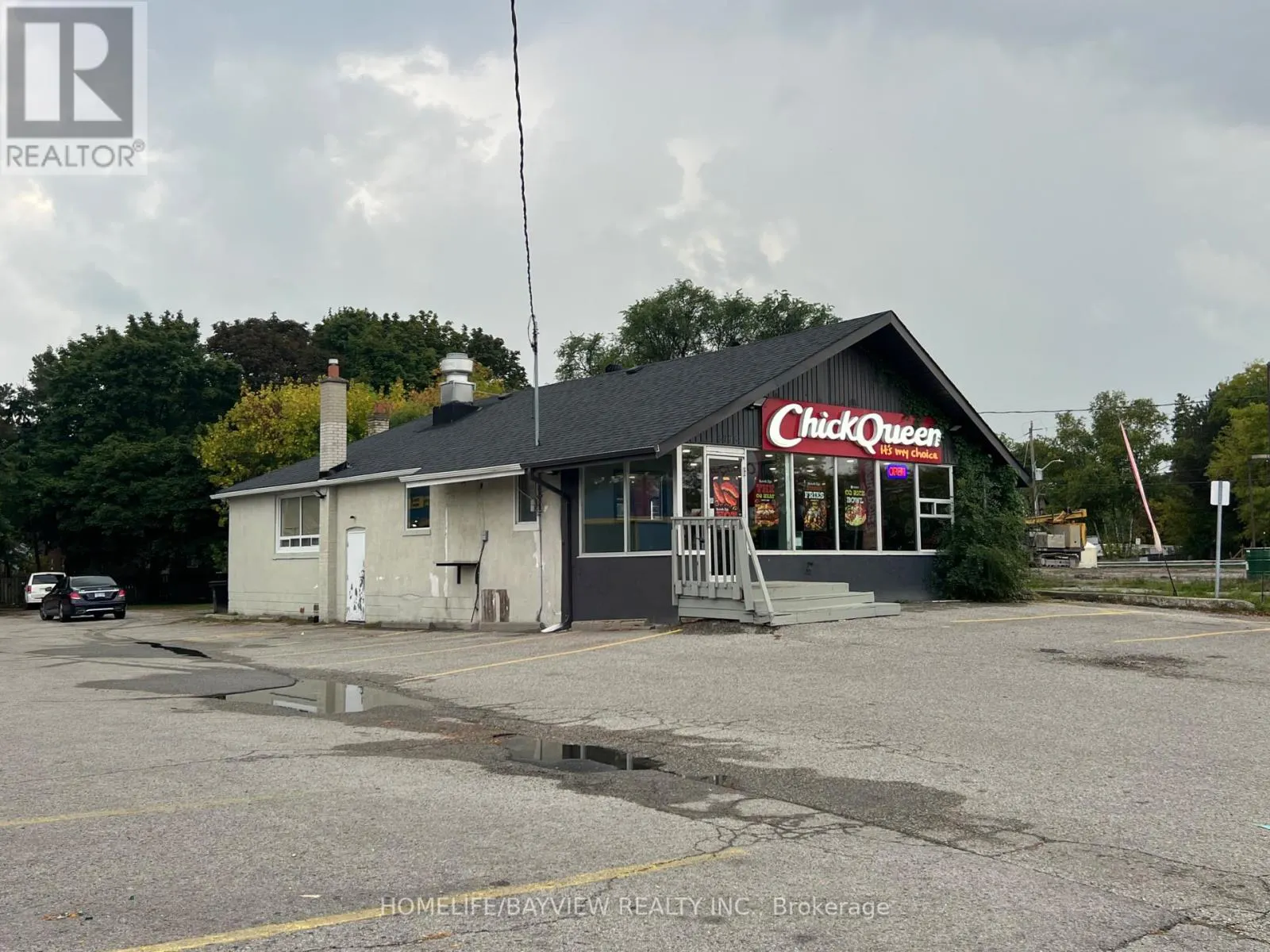 5775 HIGHWAY 7 E