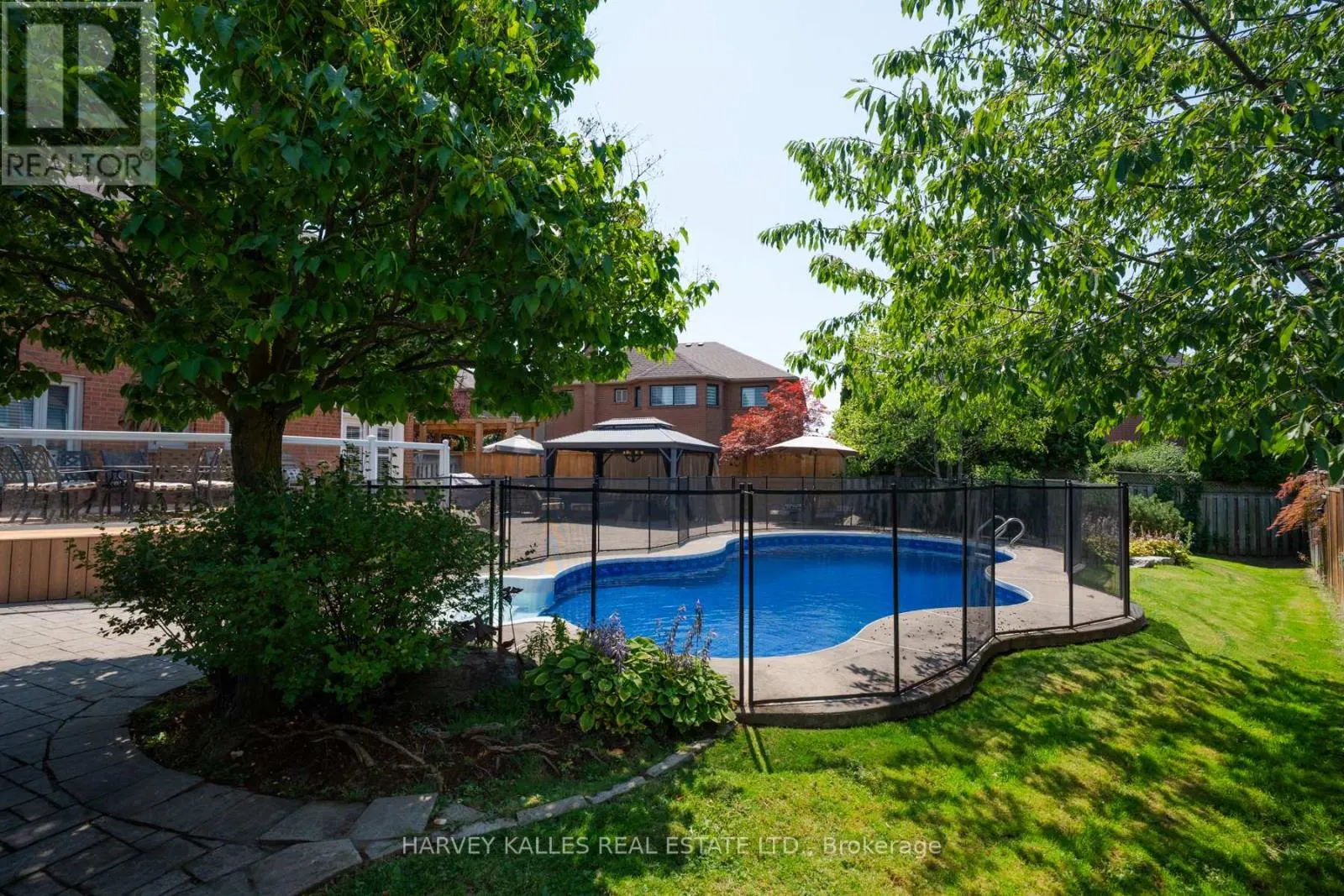 12 ALTA VISTA COURT