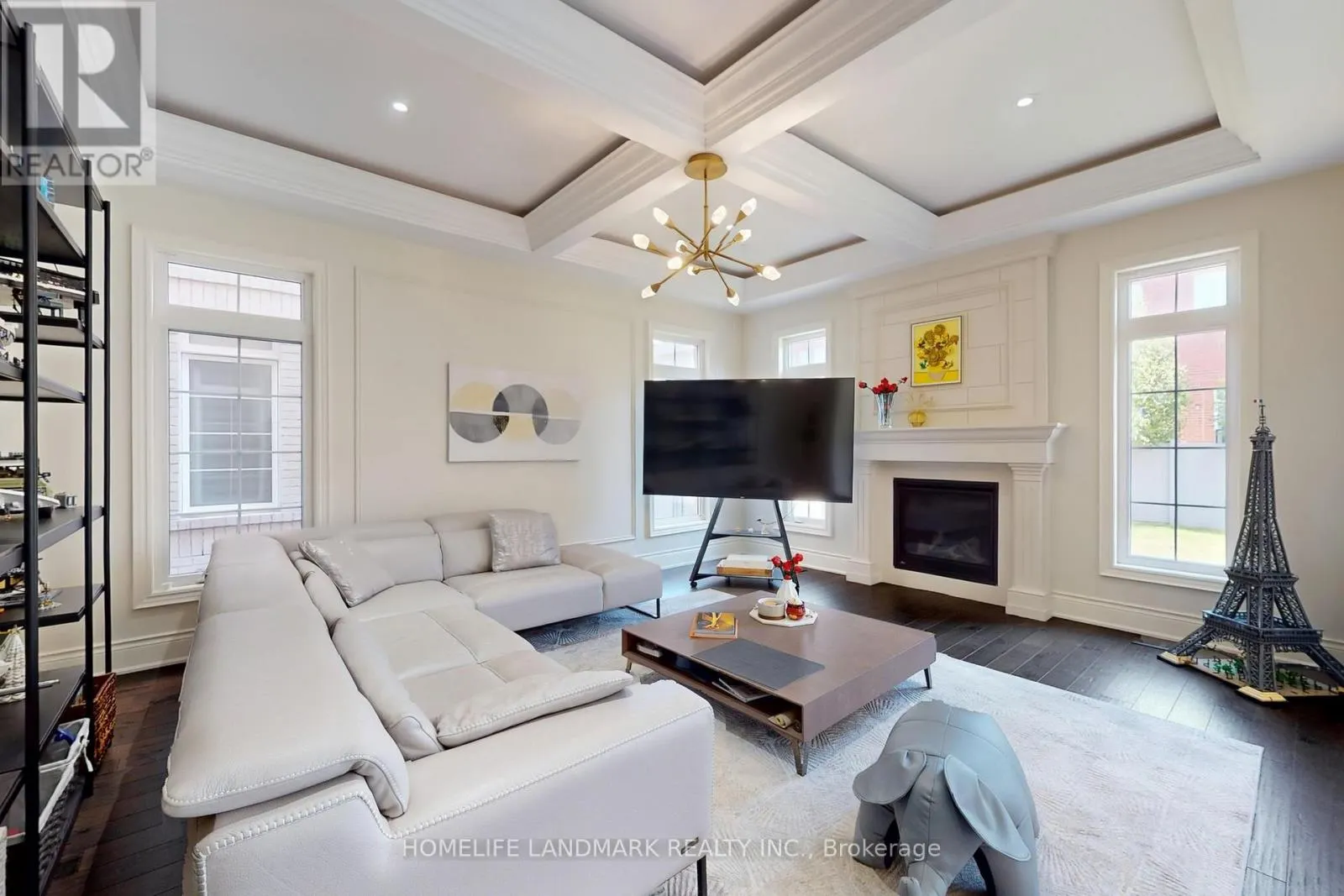 213 FARRELL ROAD