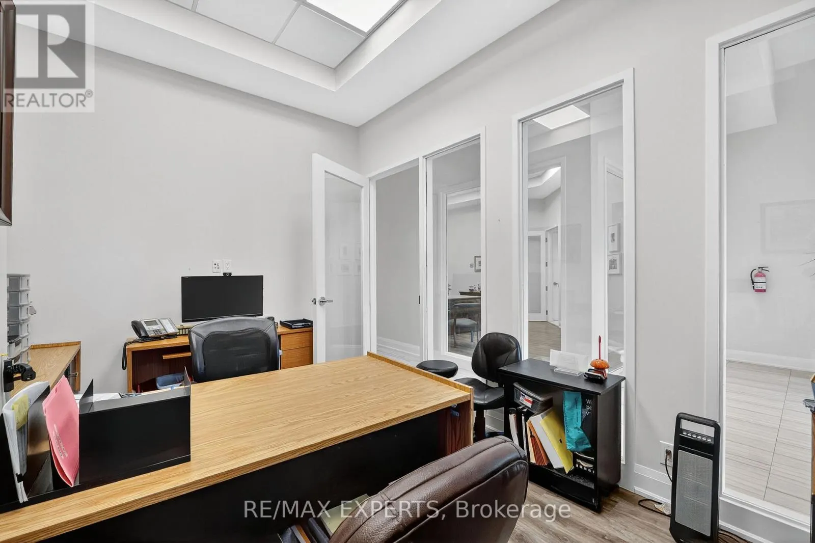 6 - 12 WOODSTREAM BOULEVARD