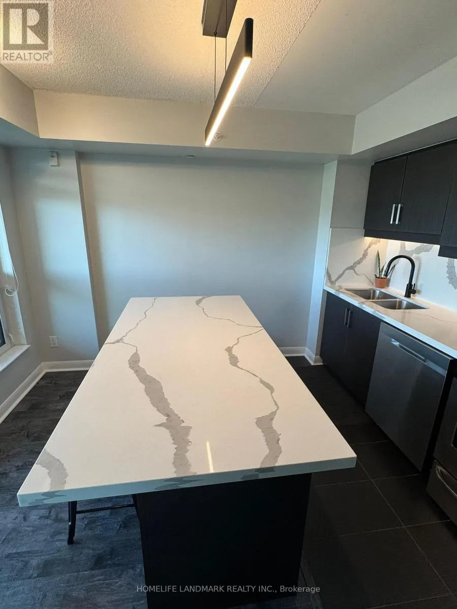 # 622 - 75 NORMAN BETHUNE AVENUE E