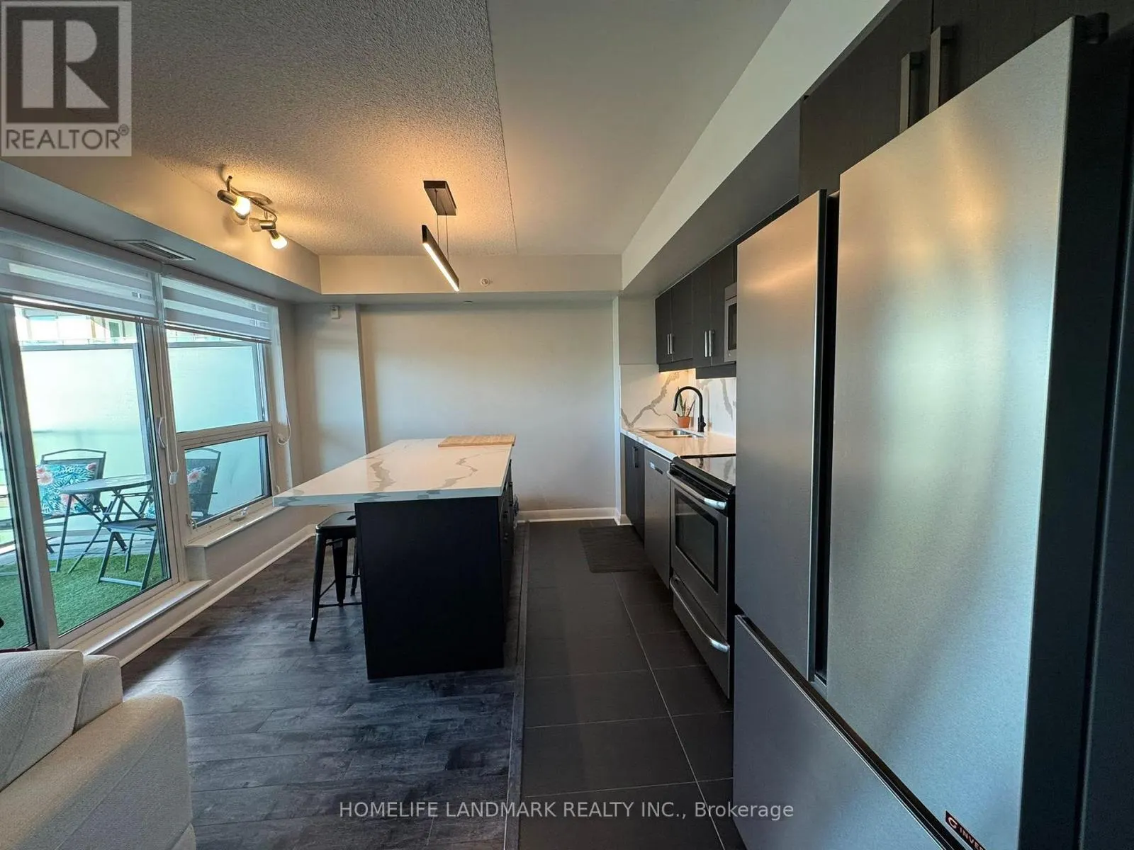# 622 - 75 NORMAN BETHUNE AVENUE E