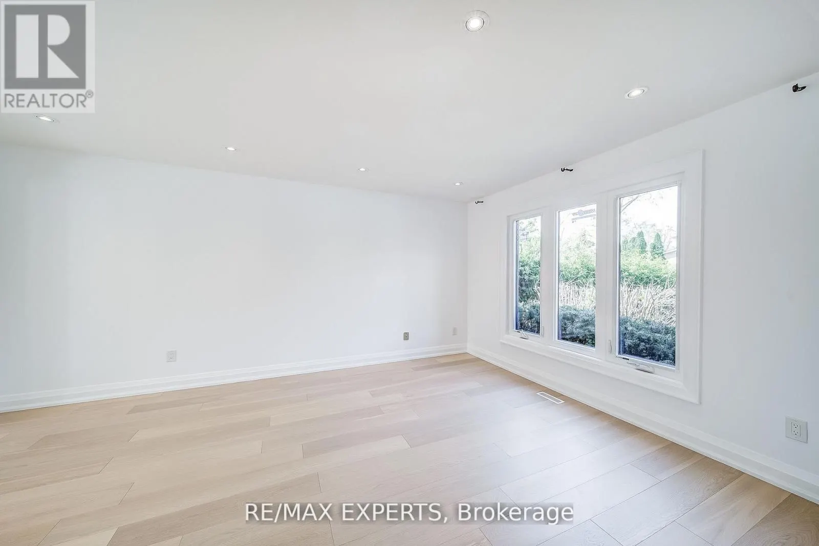 85 VILLA PARK DRIVE