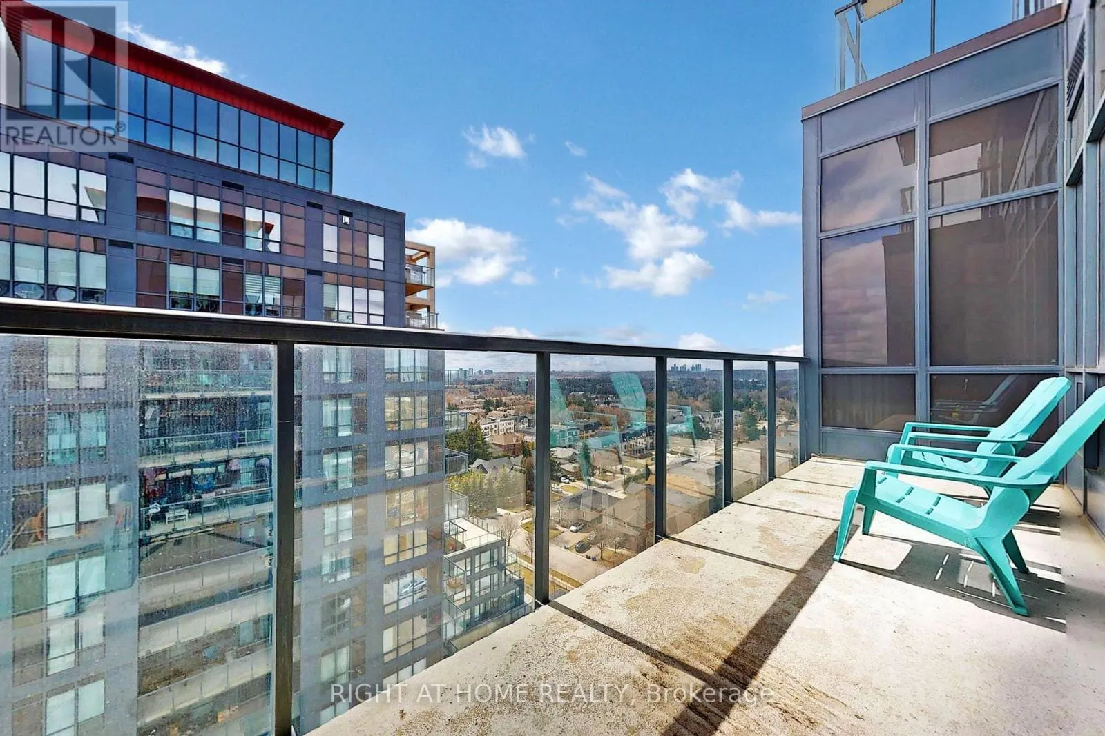1609B - 9090 YONGE STREET