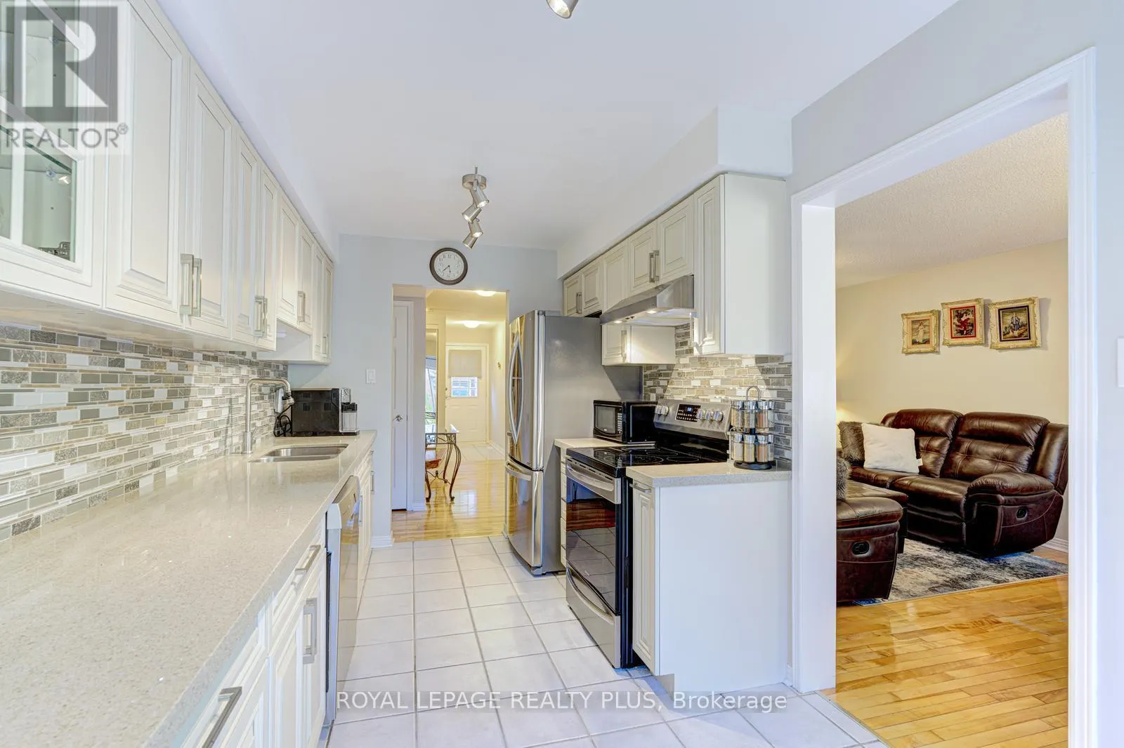 767 PLAYTER CRESCENT