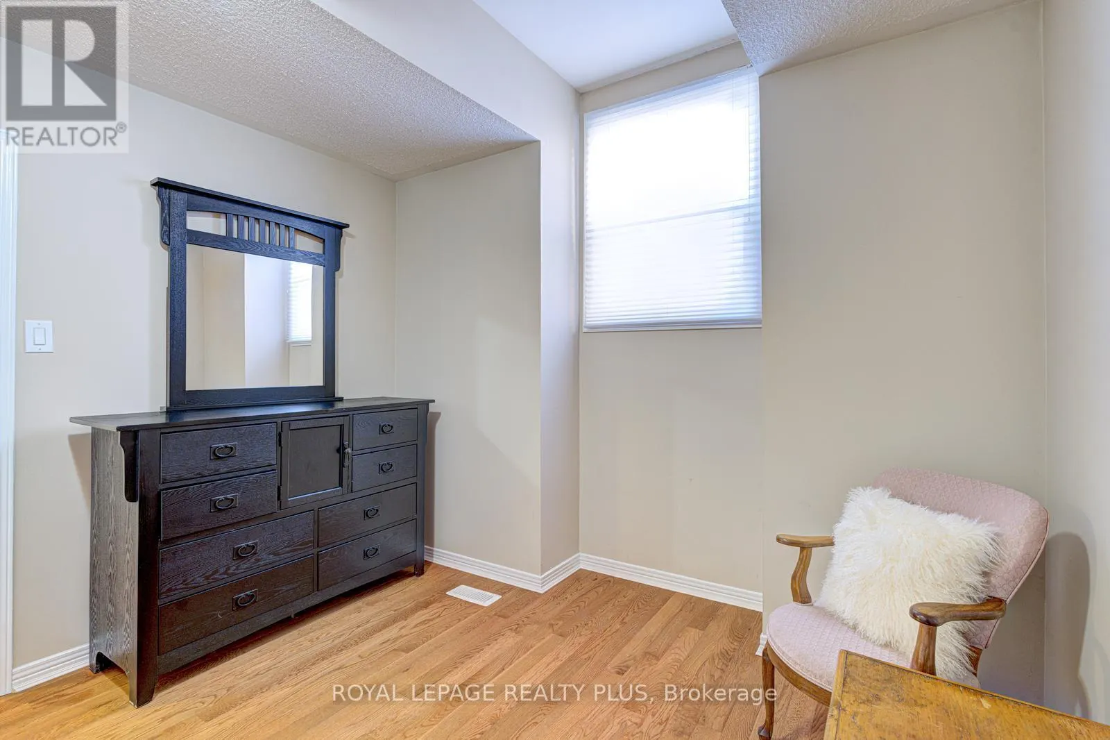 767 PLAYTER CRESCENT