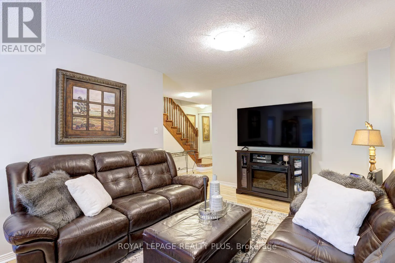 767 PLAYTER CRESCENT