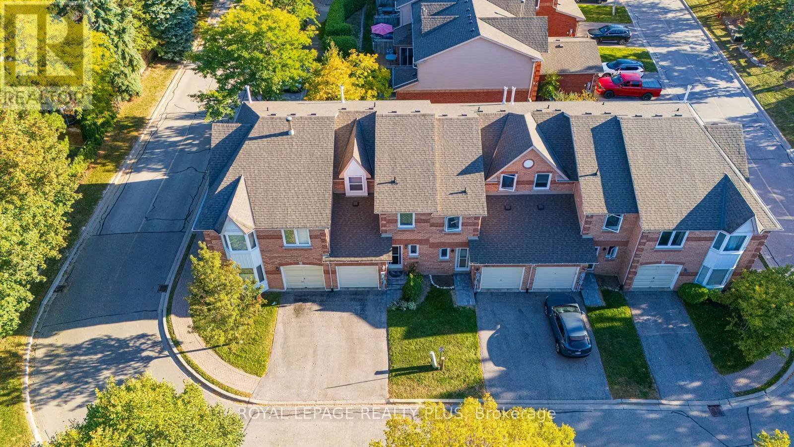 767 PLAYTER CRESCENT
