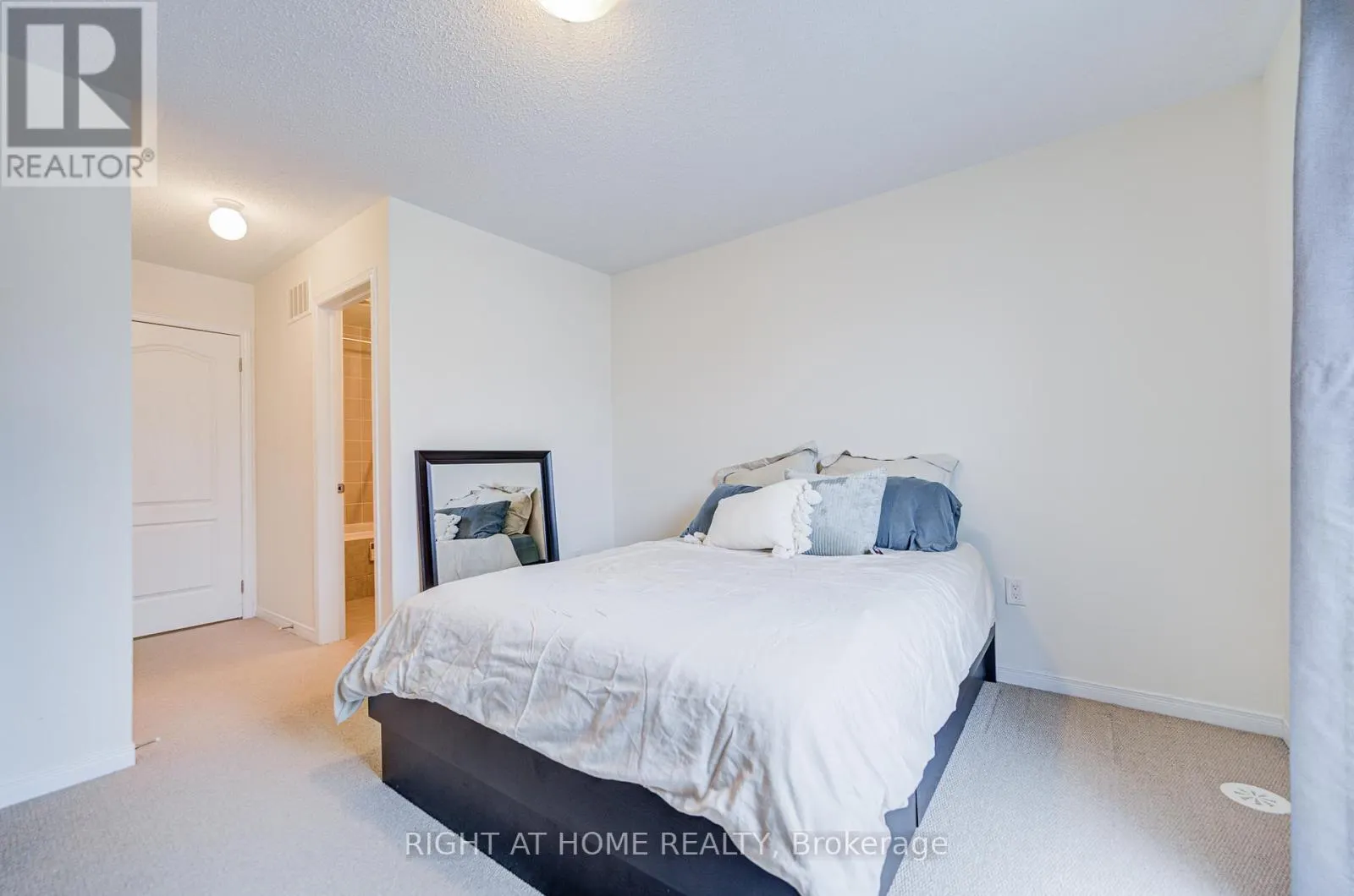 62 TRUCHARD AVENUE