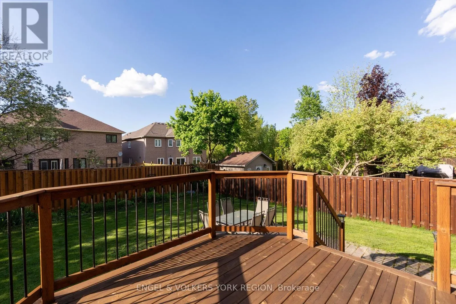24 TIMBER VALLEY AVENUE