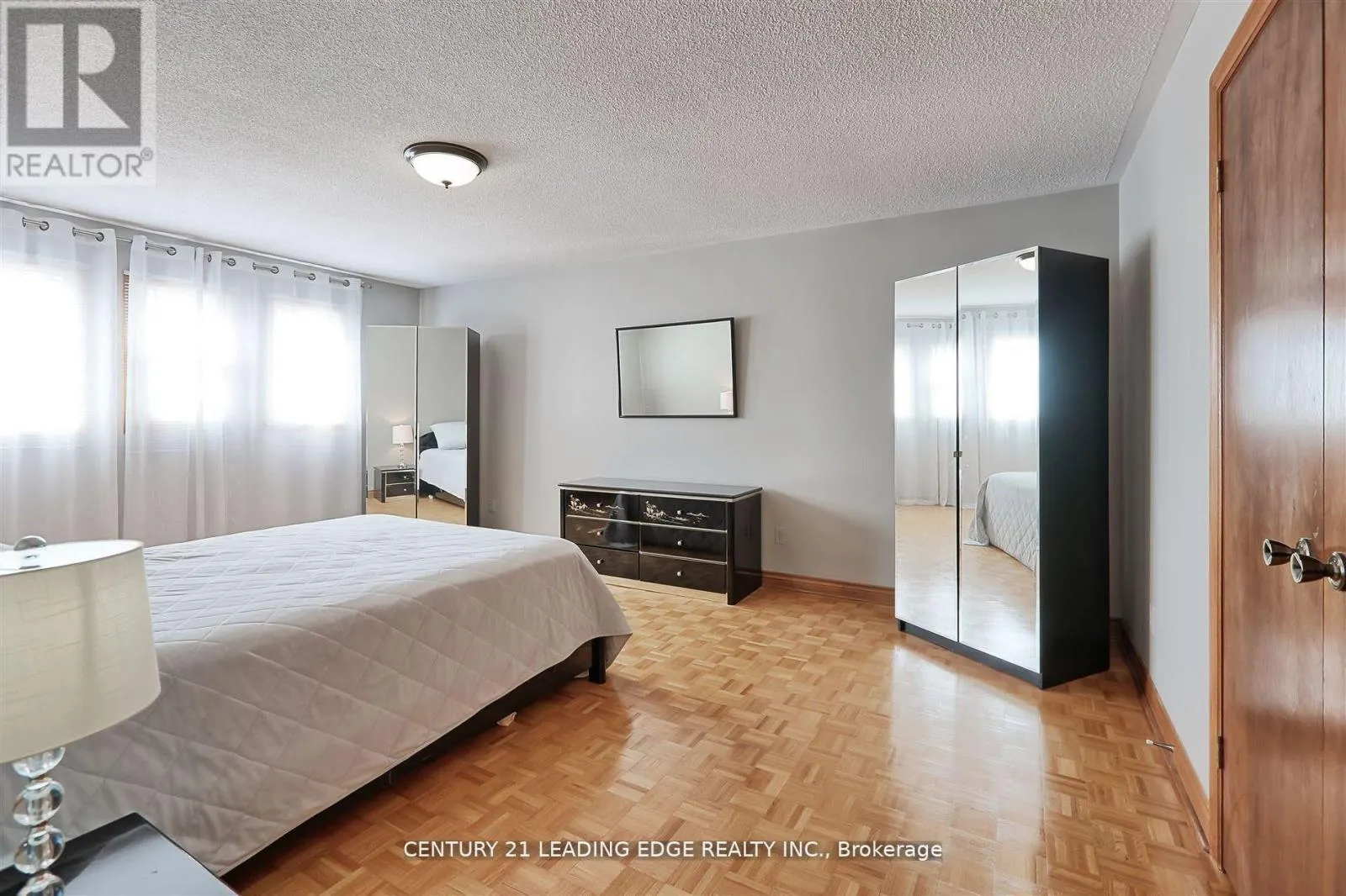 312 VALERIA BOULEVARD