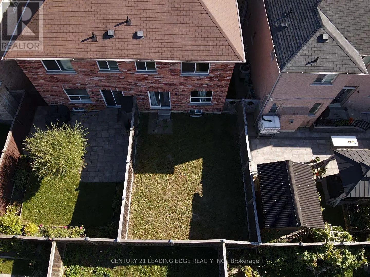 15 ROBERTDALE COURT