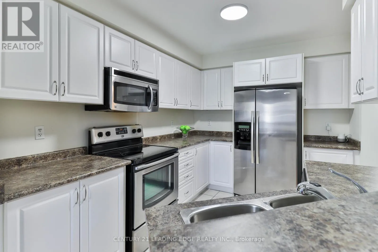 15 ROBERTDALE COURT