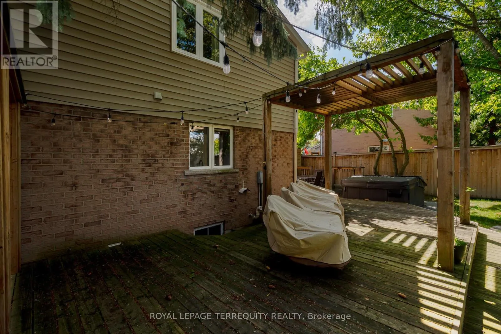 290 MANCHESTER DRIVE