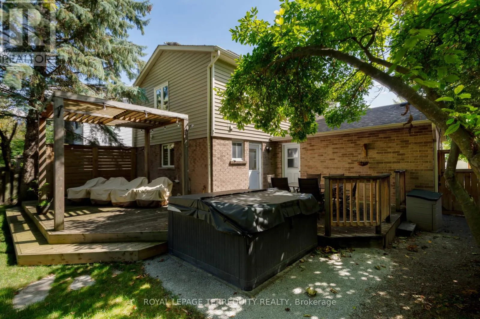 290 MANCHESTER DRIVE