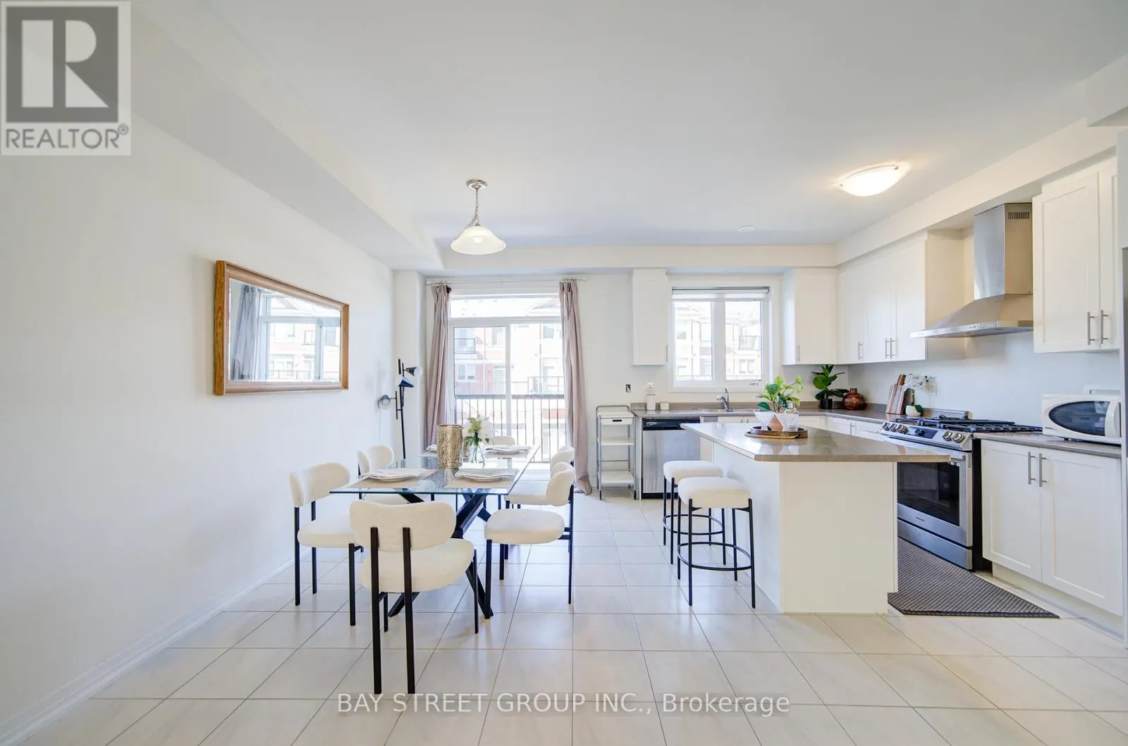 28 SISSONS WAY