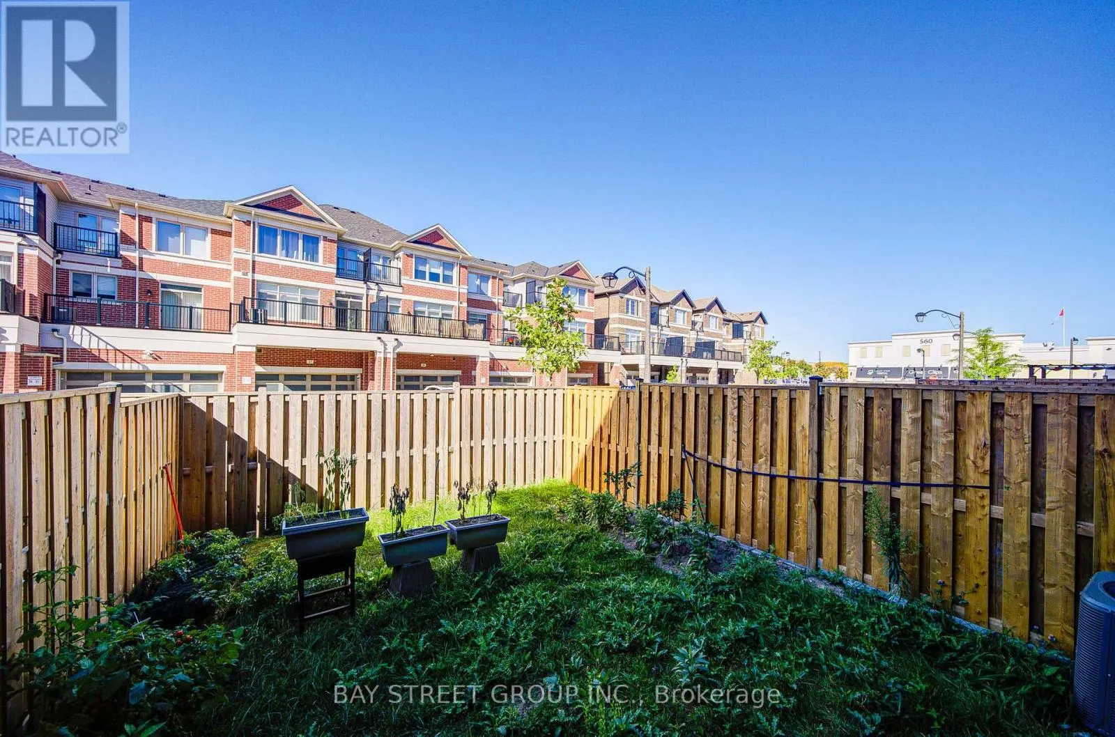 28 SISSONS WAY