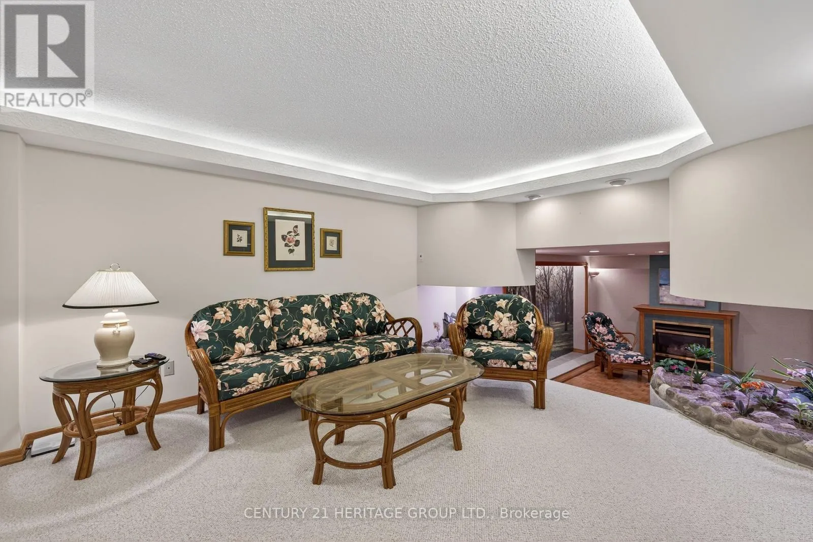 41 MURDOCK AVENUE