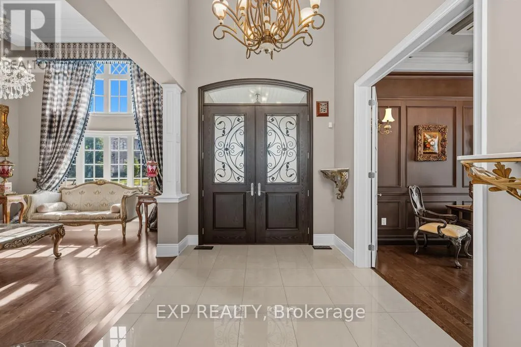 22 LONGTHORPE COURT
