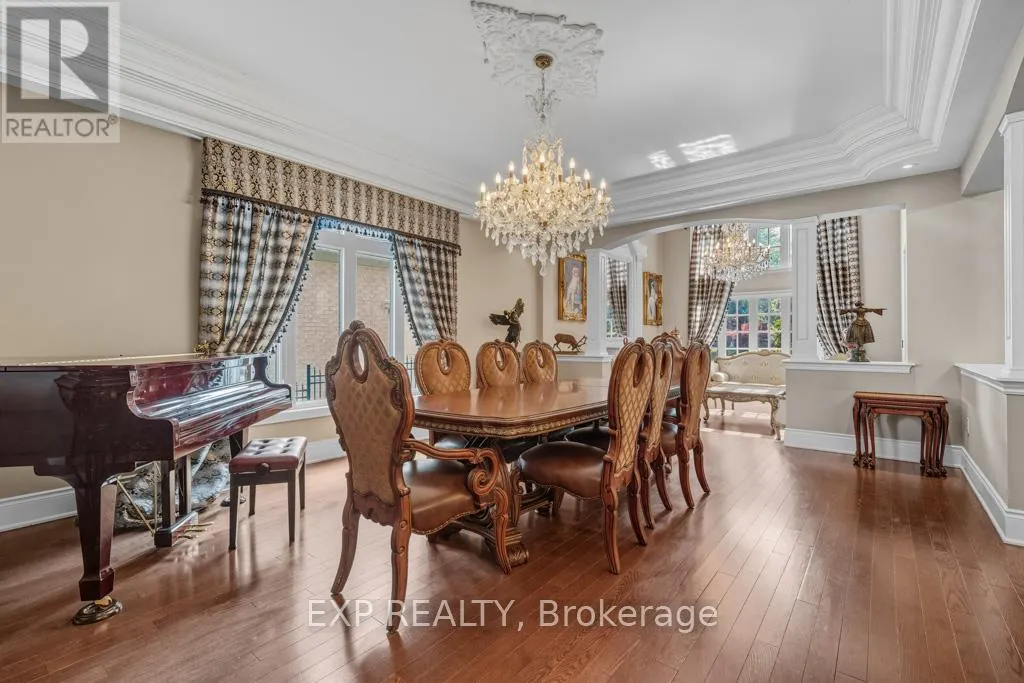 22 LONGTHORPE COURT