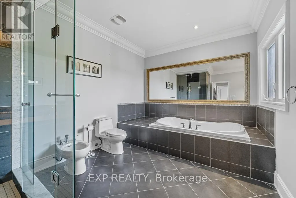 22 LONGTHORPE COURT