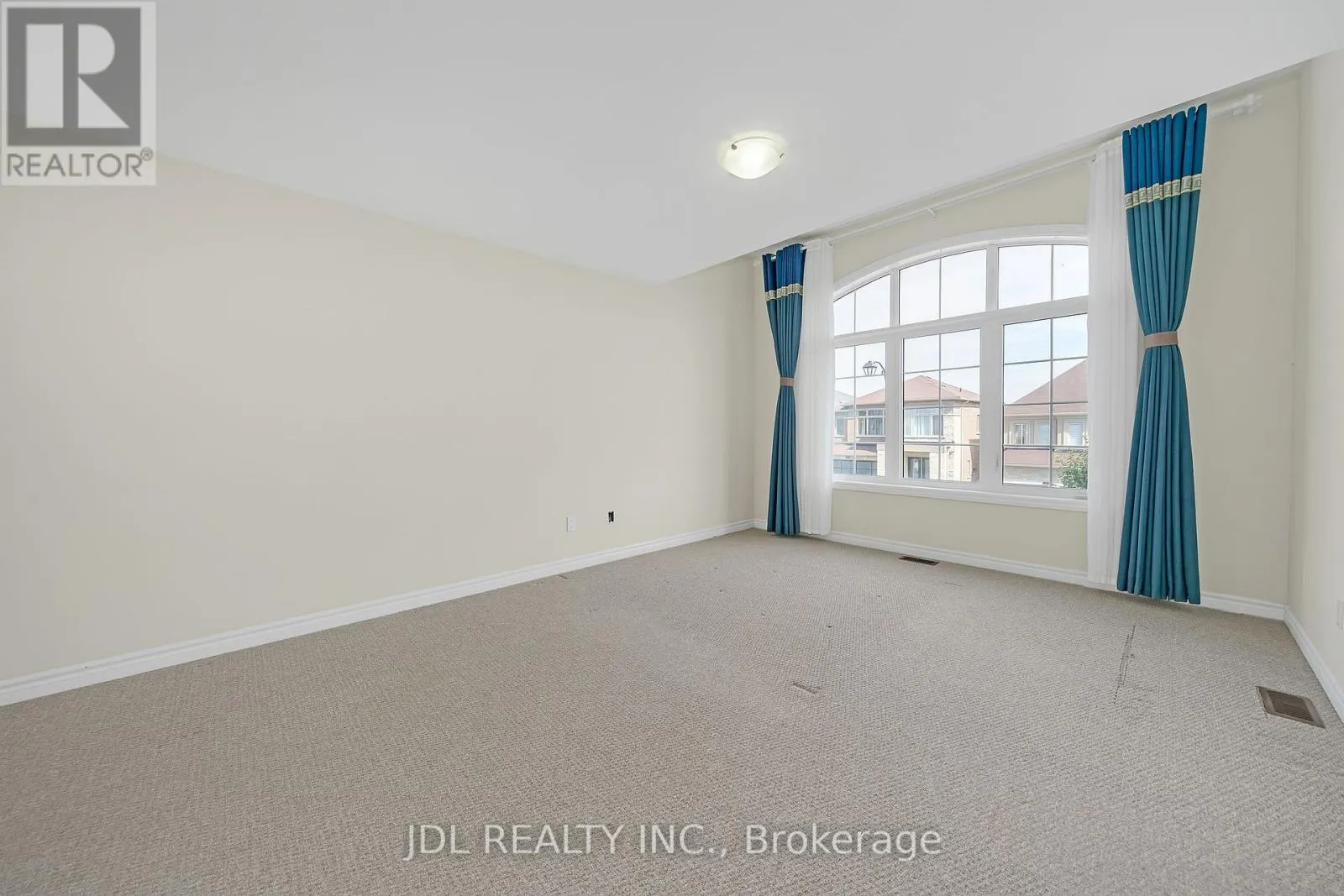 12 PRUNELLA CRESCENT
