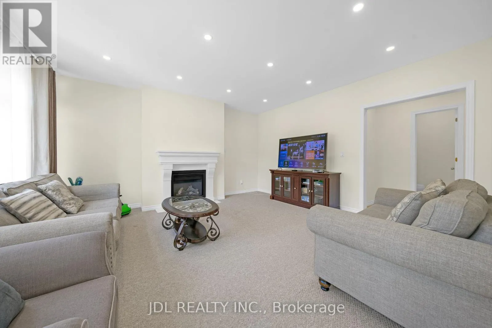12 PRUNELLA CRESCENT