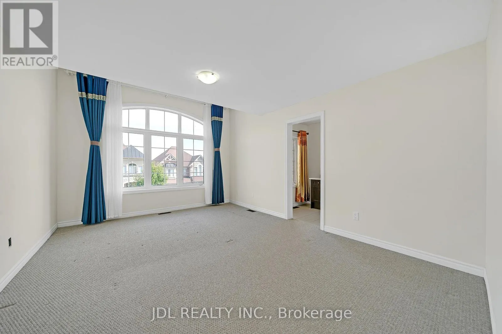 12 PRUNELLA CRESCENT