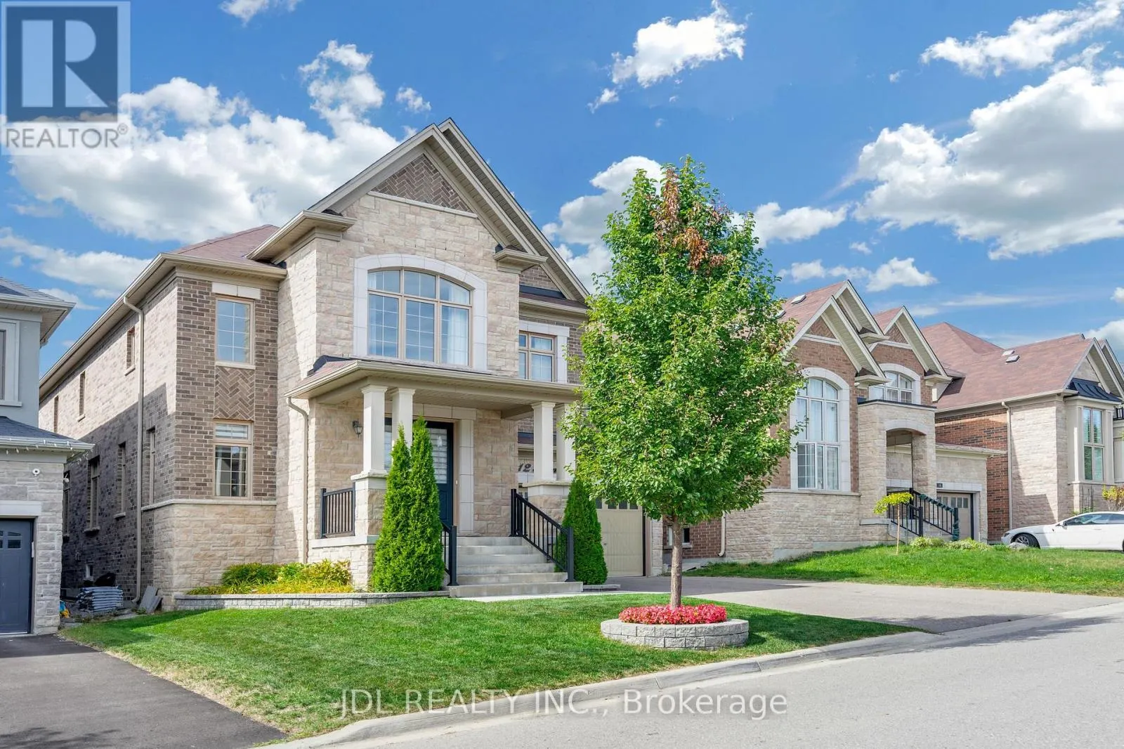 12 PRUNELLA CRESCENT